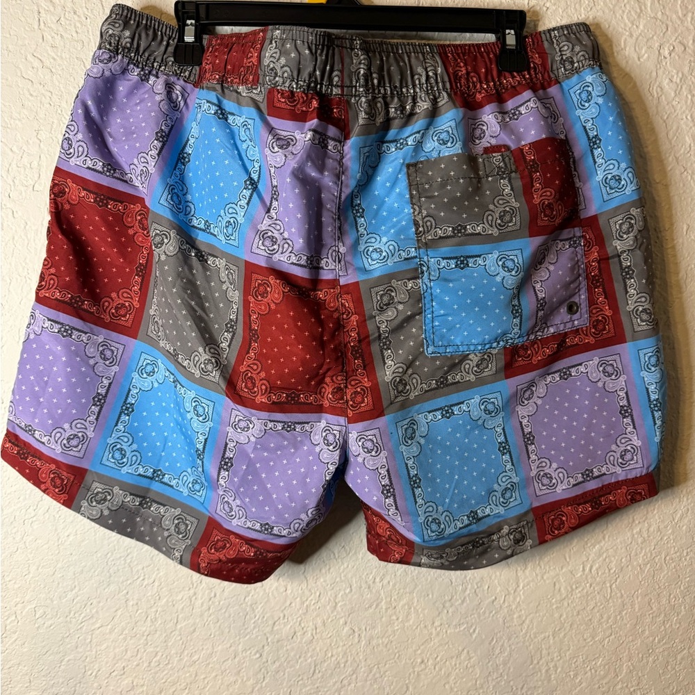 Swim trunks - Picture 2 of 3